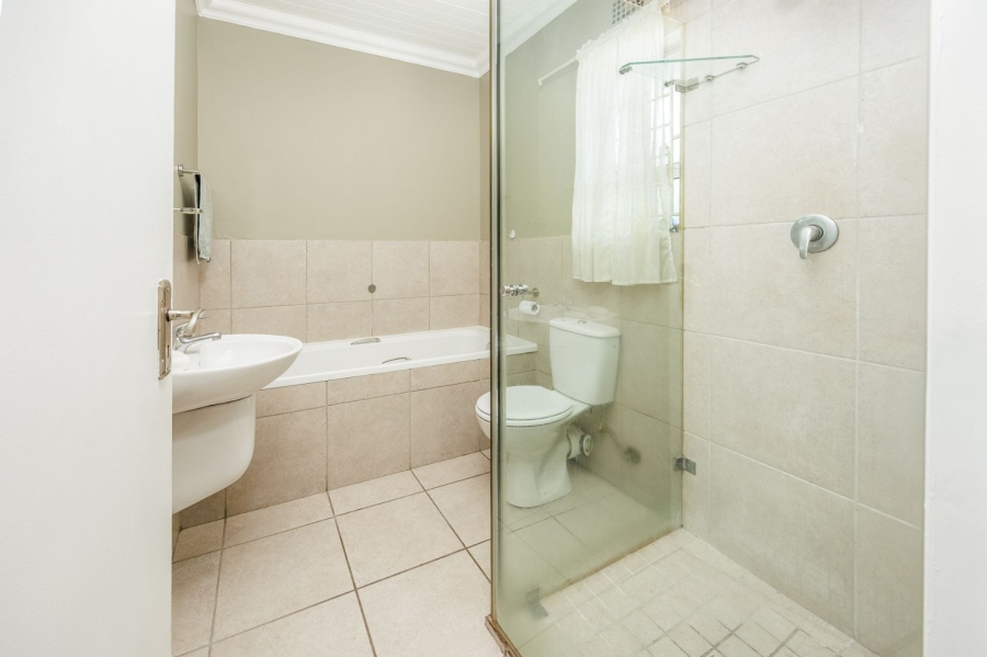 2 Bedroom Property for Sale in Hagley Western Cape